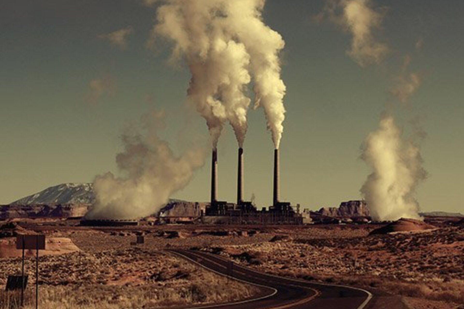 A power plant in Arizona
