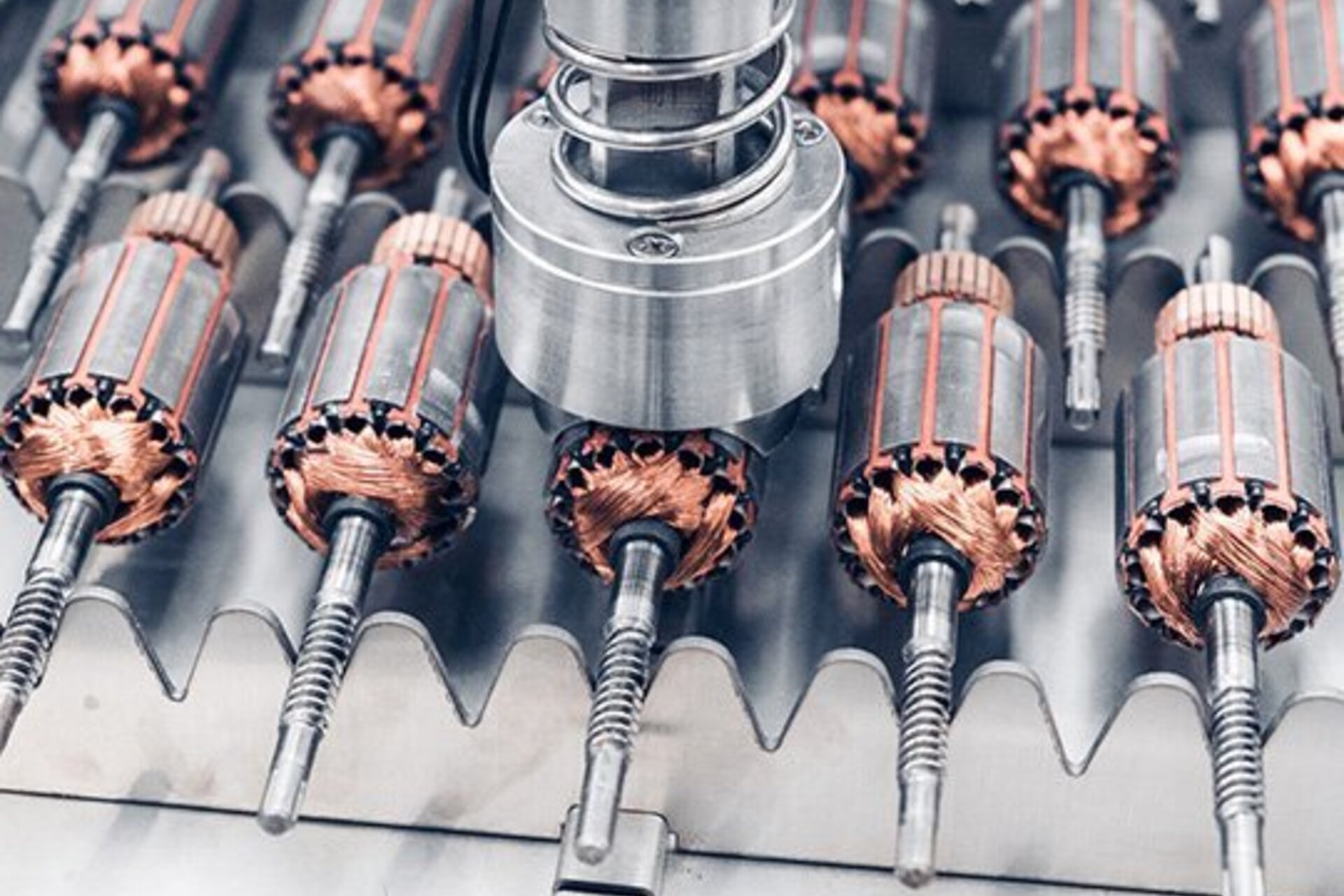 electromagnetic rotors for use in generators