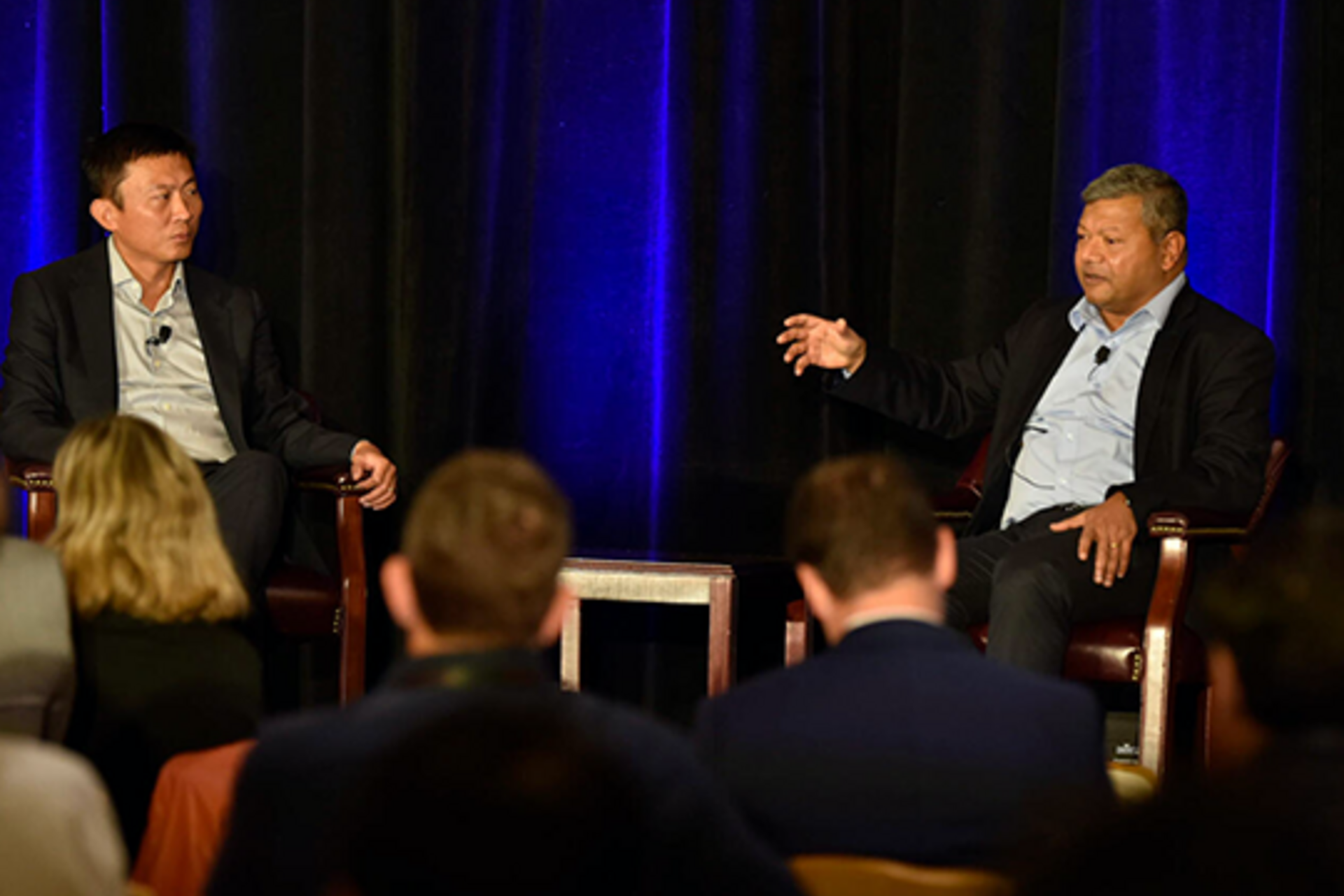 Yi Cui, director of the Precourt Institute for Energy, and Arun Majumdar, dean of the Stanford Doerr School of Sustainability, engage in a fireside chat at Stanford Energy Innovation Day.