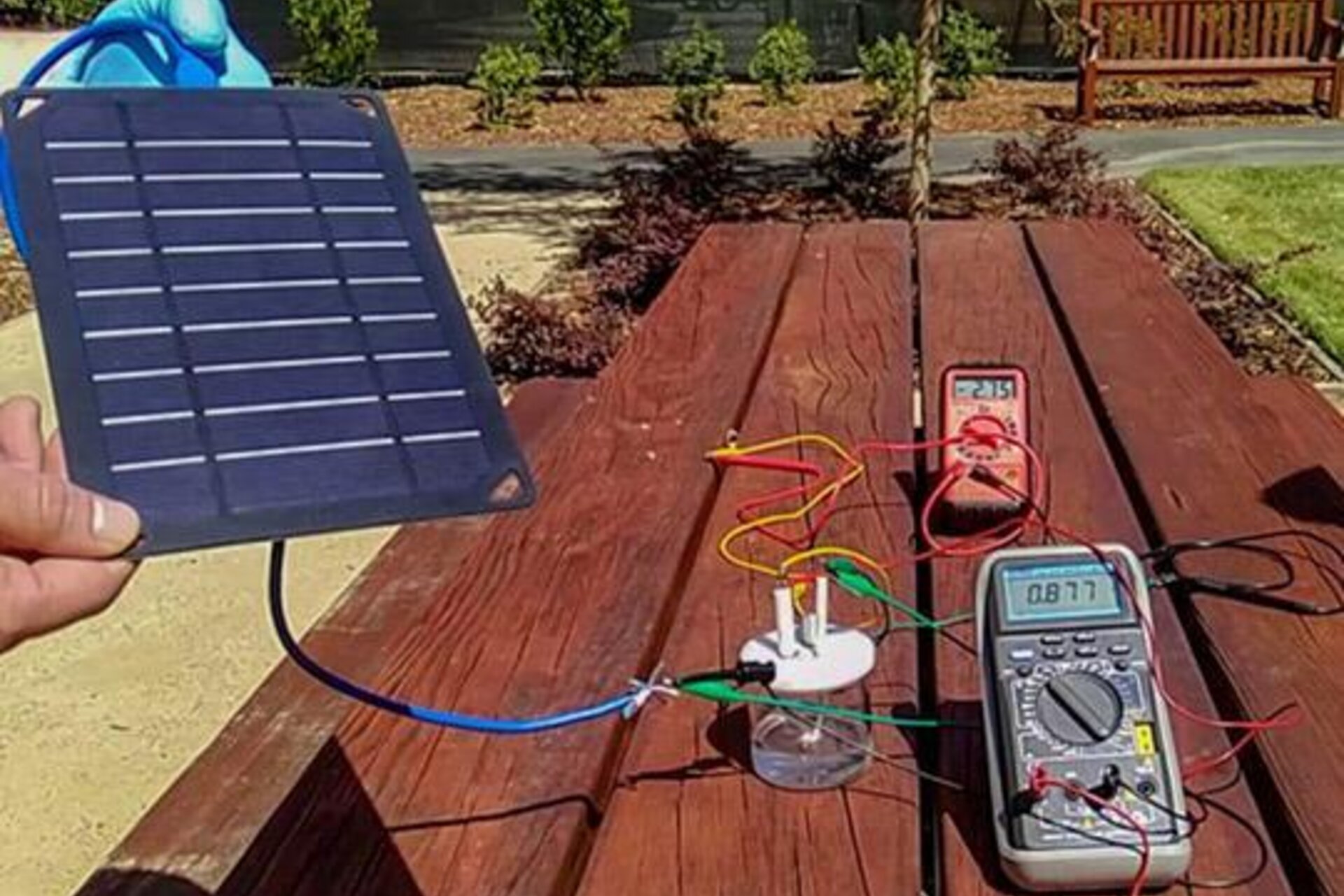 A handheld prototype that can generate hydrogen fuel from seawater.